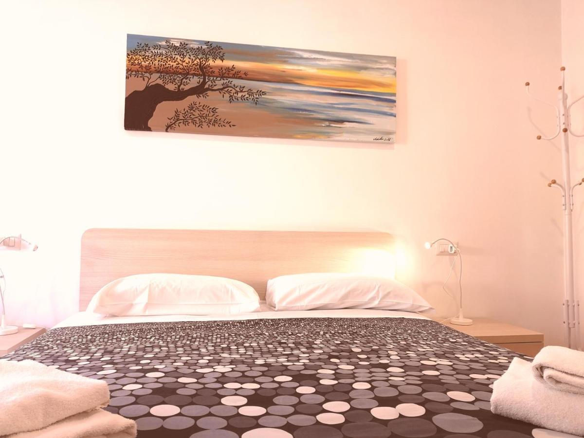 Academy Hotel Fiumicino Luaran gambar